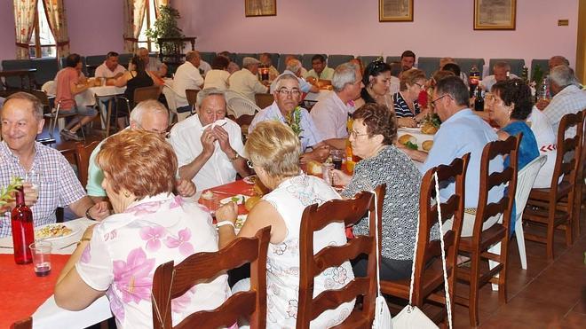 Alcazarén celebra el Día de los Mayores