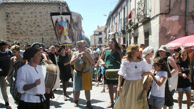 Aguilafuente da una vuelta de tuerca a la fiesta del Sinodal