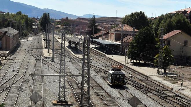 La huelga en Renfe trastoca 14 servicios en Segovia, sobre todo de línea convencional