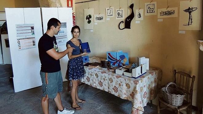 Adriana Jado expone su obra en Aldeadávila de la Ribera