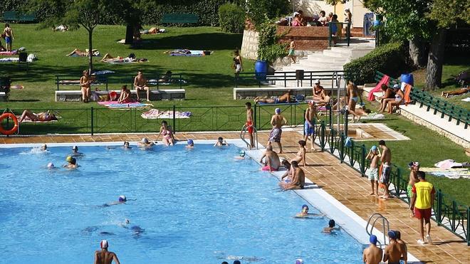 La regla de los 30 grados para llenar las piscinas