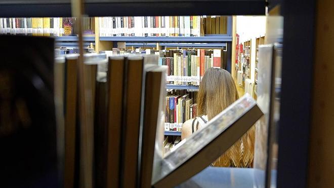 Las bibliotecas deberán pagar un canon por cada usuario y libro prestado