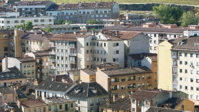 Urbanismo suspende las inspecciones obligatorias de un centenar de edificios