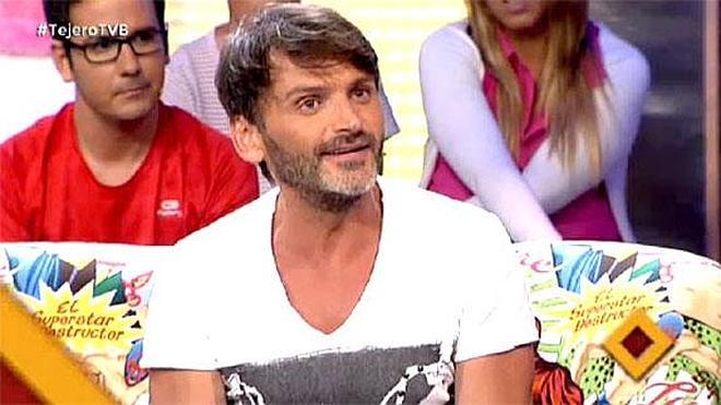 Fernando Tejero se pone "cachondo" consigo mismo gracias a su nuevo cuerpo