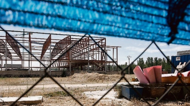 PSOE y vecinos dan por sentado que La Aldehuela no abrirá en septiembre