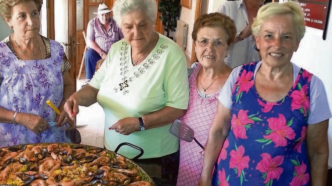 La convivencia, el mejor ingrediente de la paella