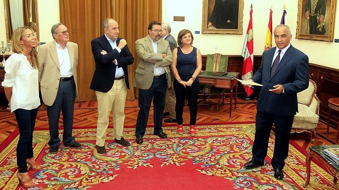 El fotógrafo de El Norte de Castilla Antonio Quintero recibe el premio Mariano del Mazo