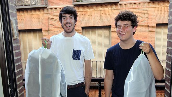 El burgalés David Salvador llega a Cibeles antes de acabar sus estudios de diseño