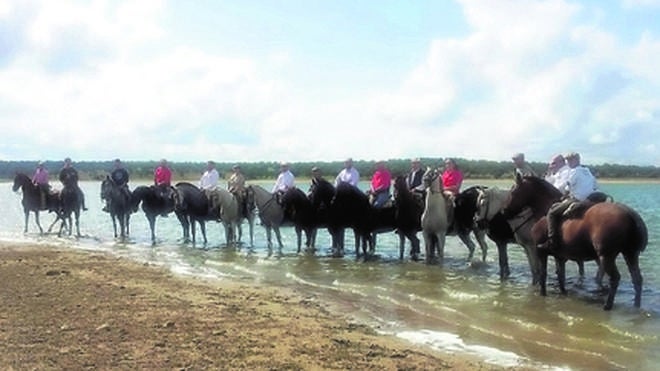 25 jinetes participan en la ruta de Sardón