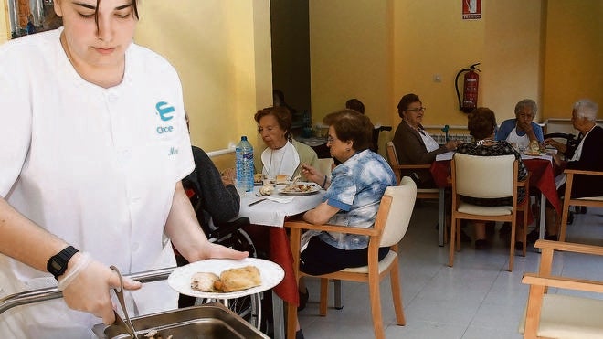 La residencia de Dueñas cubre un servicio muy demandado y genera nuevo empleo