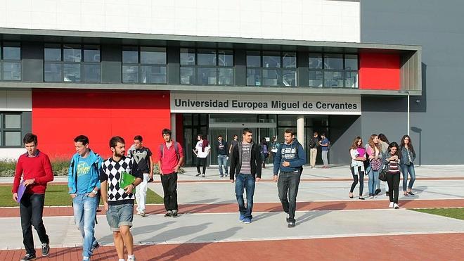 Cerca de 1.500 alumnos comienzan las clases en la UEMC