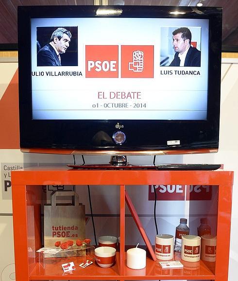 Tudanca y Villarrubia se arrojan a la cara el pacto por el territorio y las amistades peligrosas