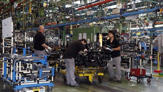 Nissan plantea reducir un 25% los costes de fabricación de la planta de Nissan en Ávila