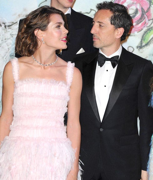 Una revista alemana informa de una grave crisis entre Carlota Casiraghi y Gad Elmaleh