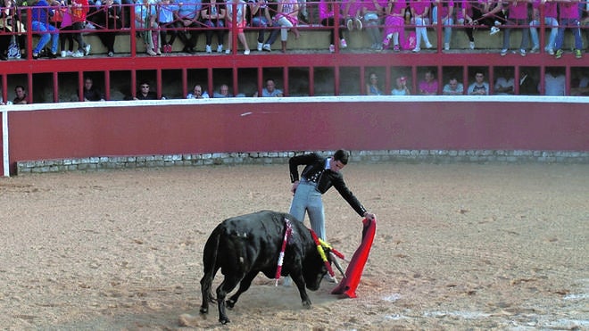 El joven Iván González atesora diversos premios en su primer año como novillero