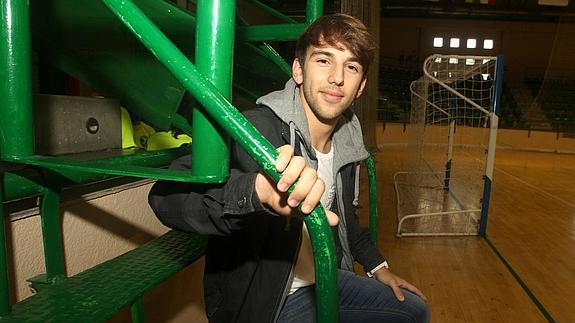 «Es difícil pedirle a quien lo ha ganado todo que esté con el equipo en Segunda»