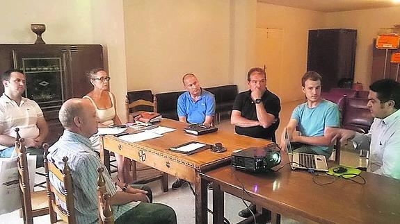 La Asociación Ruta del Vino se reúne con Alicia García el 11 de noviembre