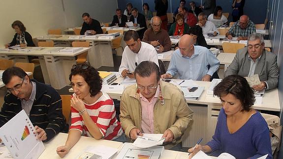 Los alcaldes ahorrarán en la factura de luz