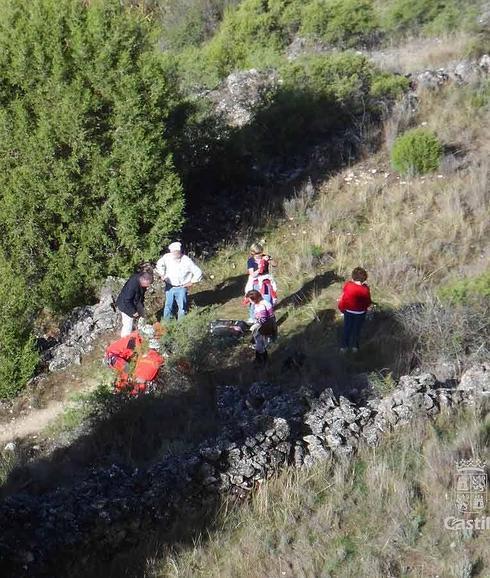 Evacuada en helicóptero una mujer de 69 años que se dañó un pie en la romería de San Frutos