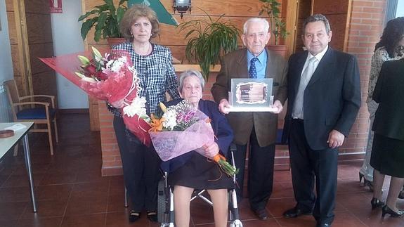 Valoria la Buena rinde homenaje a su vecino centenario