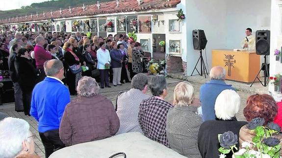 En recuerdo de los que no están