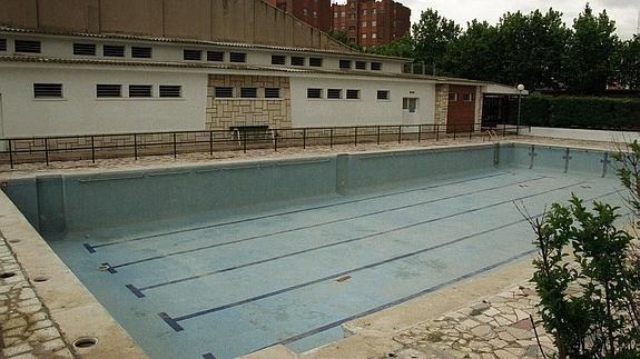 La antigua piscina de Barrio España se integrará en una nueva plaza