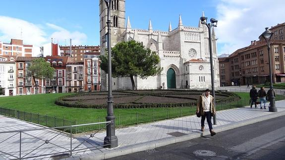 La Antigua de Valladolid recupera las vistas con la retirada de dos carteles de obras