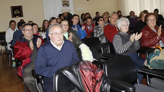 Antonio Motila, nuevo hermano mayor de la cofradía de Jesús Crucificado