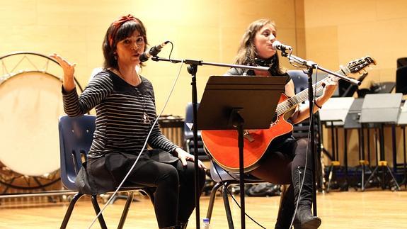 Segovia teje un cordón umbilical con África