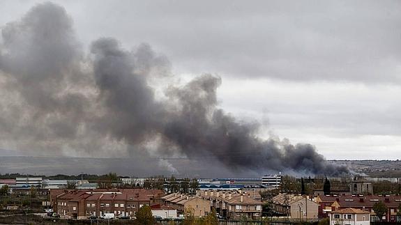 Los test medioambientales dan negativo en toxicidad después del incendio en Campofrío