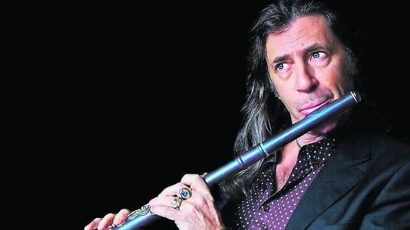 Jorge Pardo: «El jazz sigue su camino y su vocación que es fundirse con otras músicas»