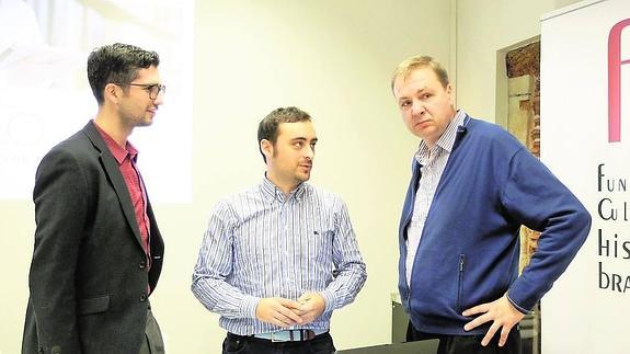 «El formato digital no va a sustituir al papel, convivirán durante mucho tiempo»