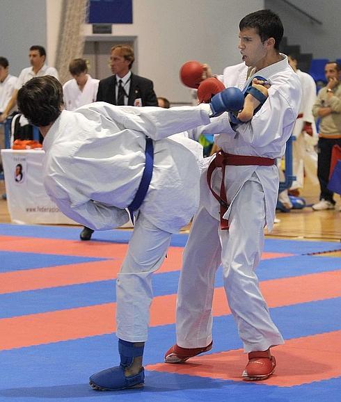 Diez karatekas vallisoletanos, al campeonato de España cadete, júnior y sub-21 de Ciudad Real