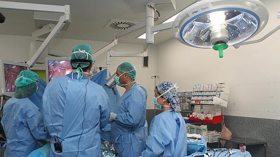 El TSJ investiga el acoso laboral contra un cirujano del Río Hortega