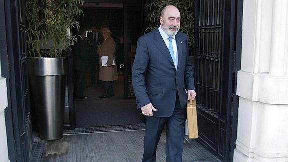 Imputado José María Arribas, expresidente de Caja de Burgos, por administración fraudulenta