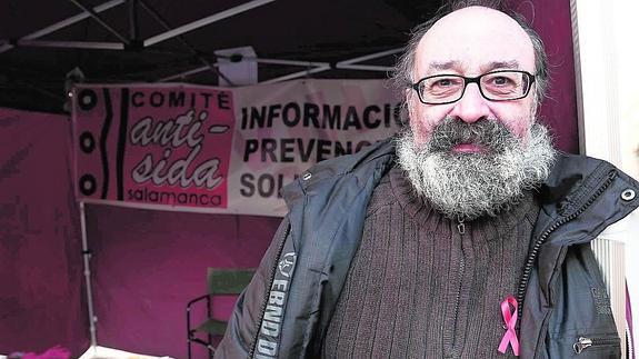 «Los más jóvenes nos dicen que el sida es una enfermedad de viejos»