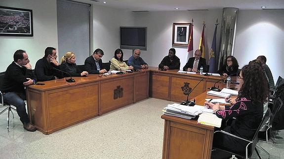 Peñaranda aprueba la modificación de varias tasas con el voto en contra del PSOE