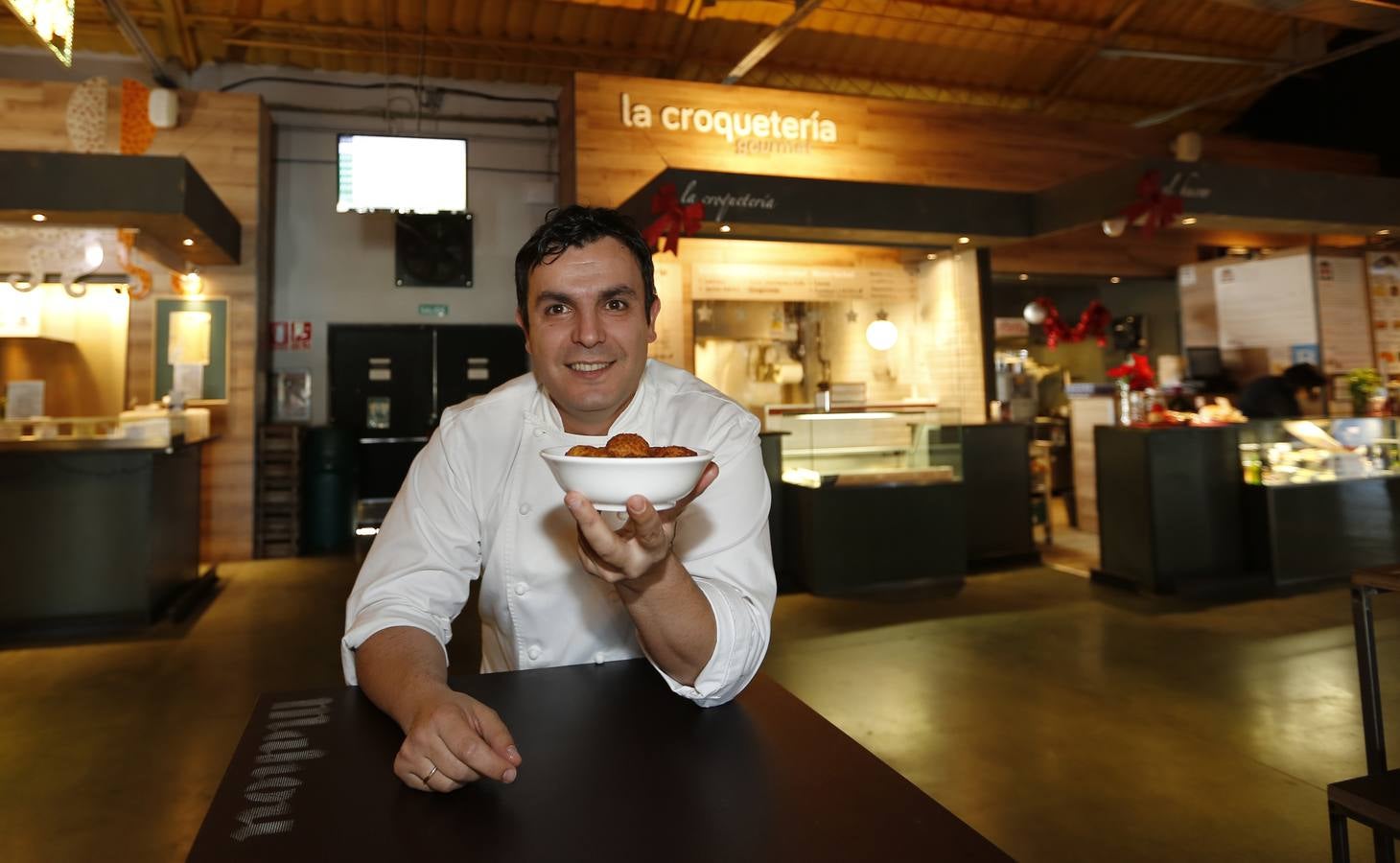 El chef Alberto Soto lanza una franquicia con sus croquetas