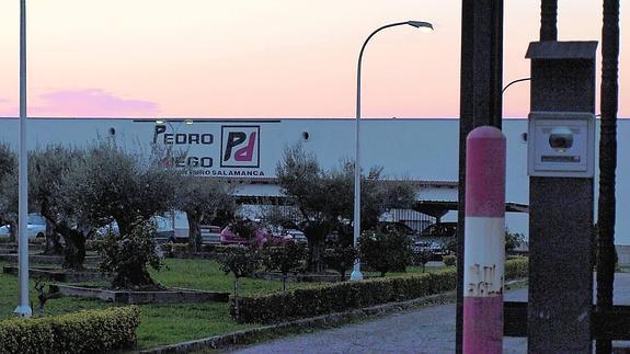 Trabajadores y CC OO rechazan el ERE de suspensión de Pedro Diego