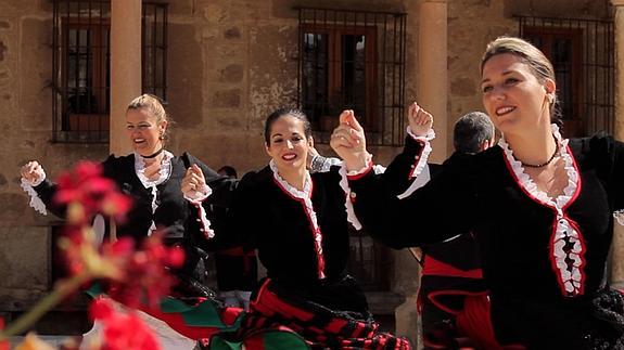 Nueve grupos participarán en el certamen de danza Emperador Teodosio