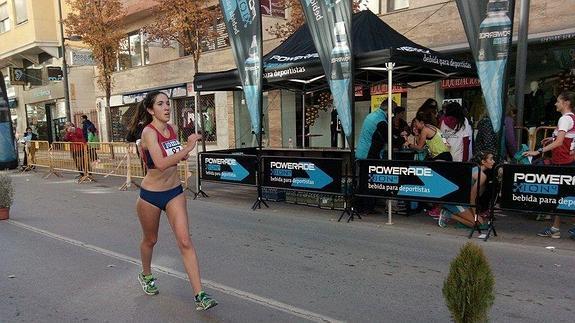 Carla Santaelena, quinta en el campeonato de España de marcha de invierno