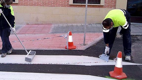 Dos pasos elevados reducirán la velocidad en la calle Las Nieves