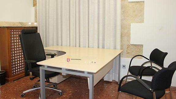 Marcos Martínez estrena despacho en su nueva vida política, con vistas a la Calle Ancha