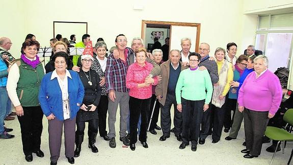 Los mayores de Colmenar celebran su tradicional comida de Navidad