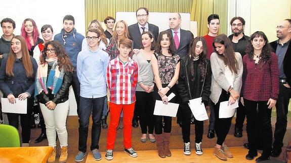 Premios a la creación joven