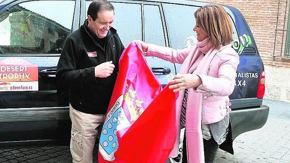 La bandera de Medina ondeará en la ruta del Dakar