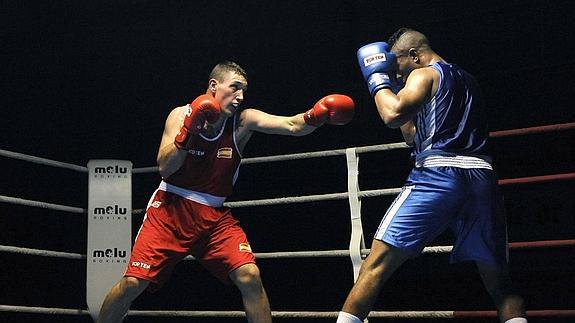 Los púgiles vallisoletanos debutan con victoria