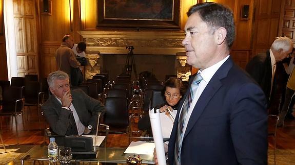 El expresidente de la Diputación de León vuelve al pleno como no adscrito