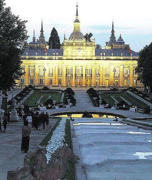 El Palacio Real de La Granja cierra el ejercicio de 2014 con 220.201 visitantes