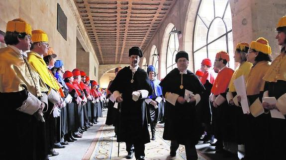 Usal y Upsa chocan por la fiesta de Santo Tomás y celebrarán actos independientes